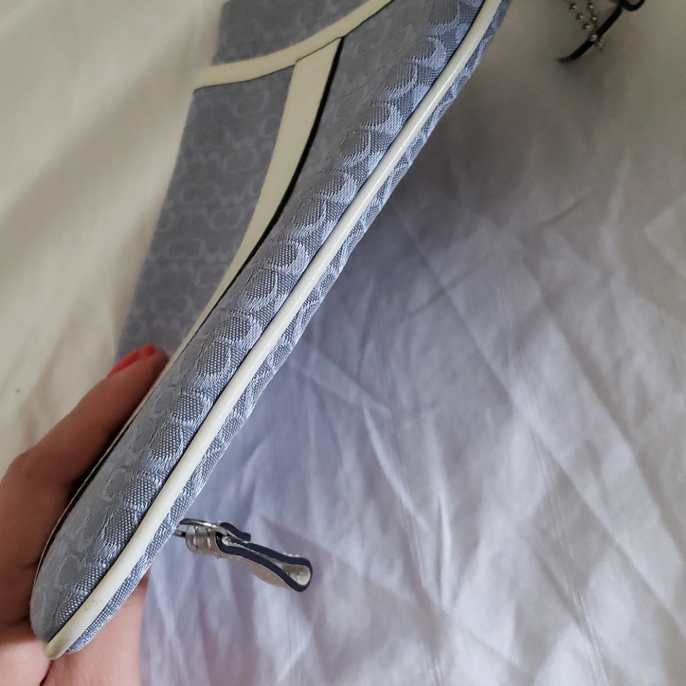 LIKE NEW - COACH Crossbody Messenger Bag - Picture 8 of 8